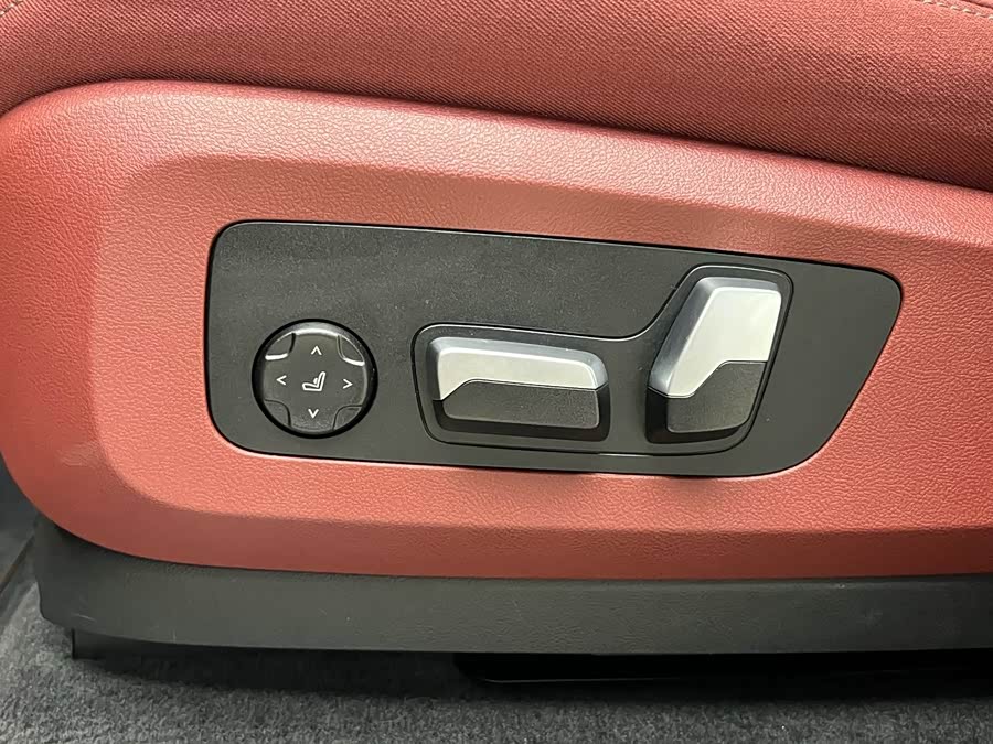 BMW X5 2023 #22 BMW X5 2023 صورة سيارة #22