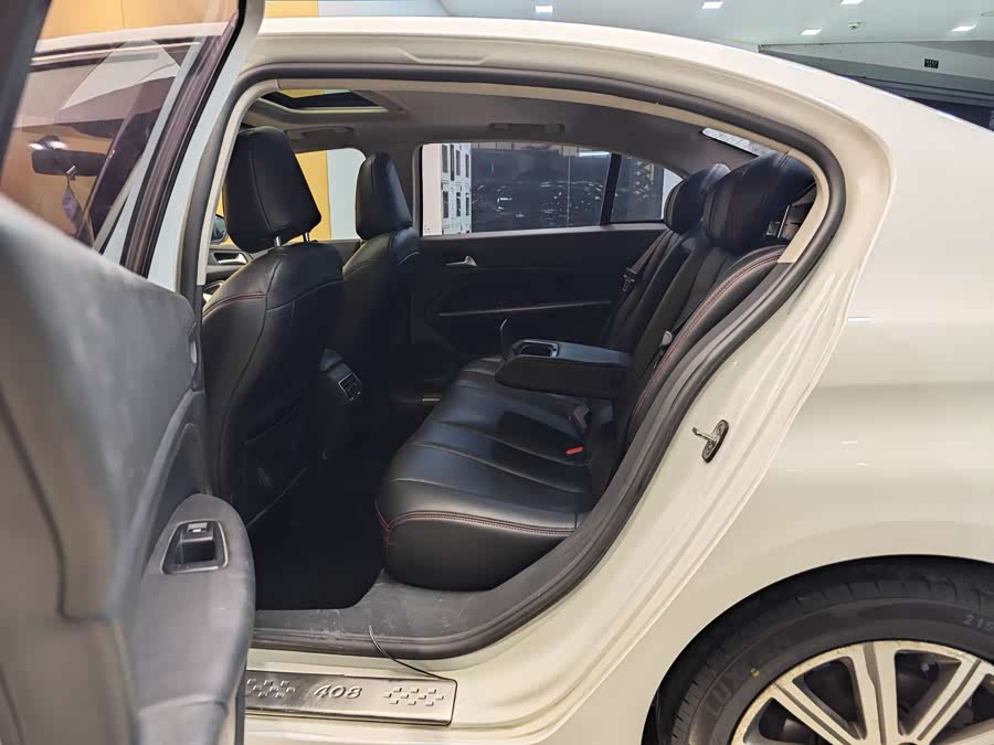 Peugeot 408 2016 car image #22