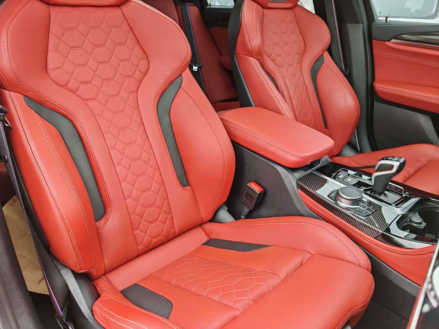 BMW X4 M 2021 immagine di auto #22