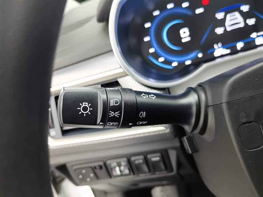 睿蓝汽车 枫叶60s 2023 汽车图片 #22