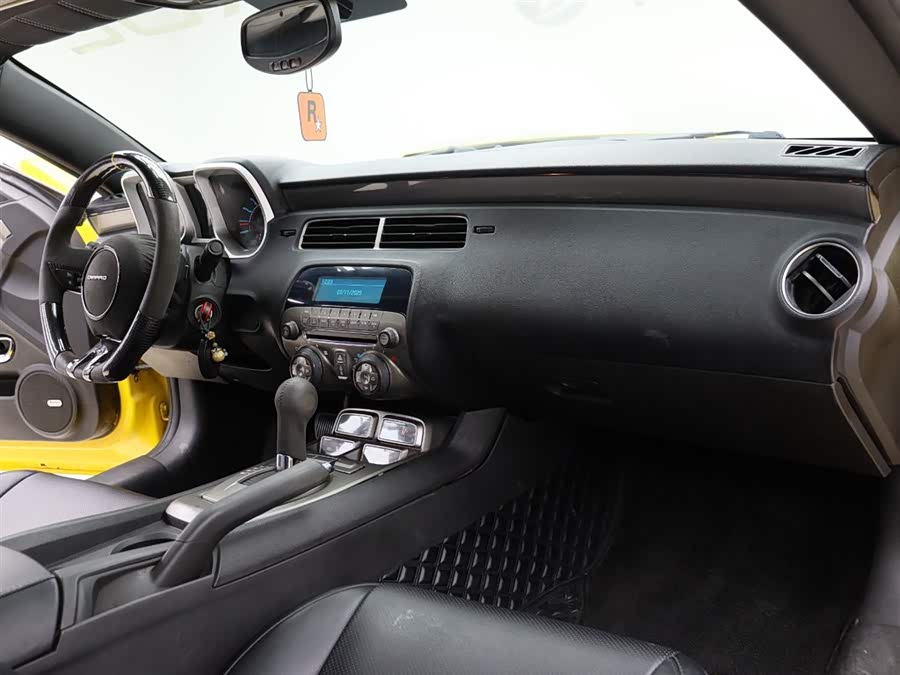 Chevrolet Camaro 2010 car image #22