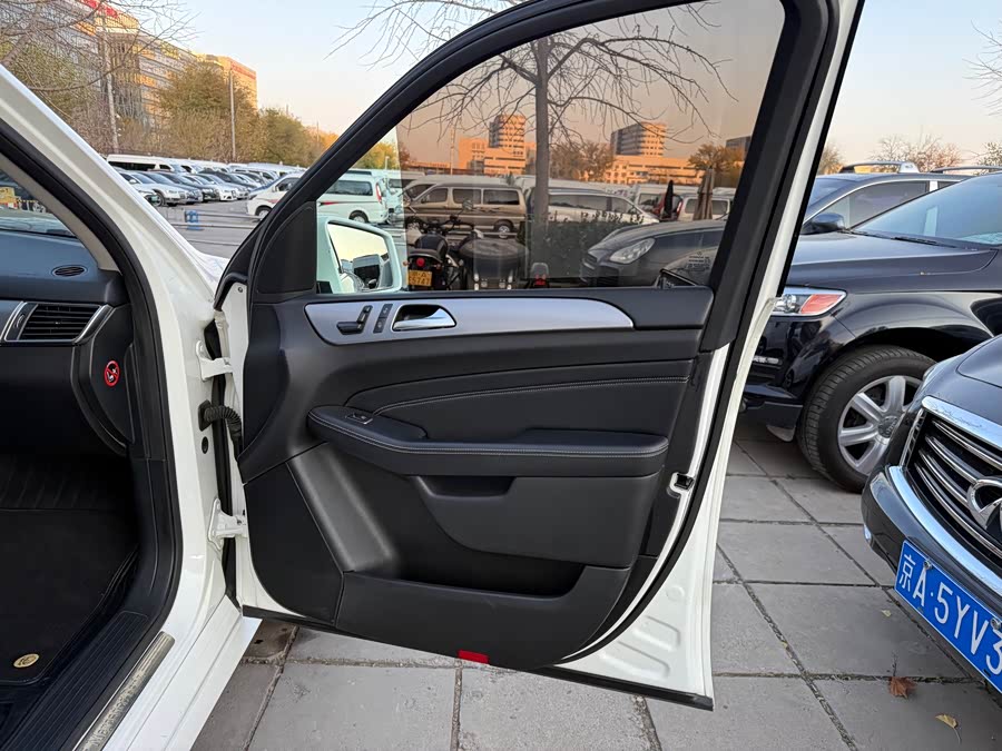 Mercedes-Benz M Class 2014 #22 Mercedes-Benz M Class 2014 car image #22