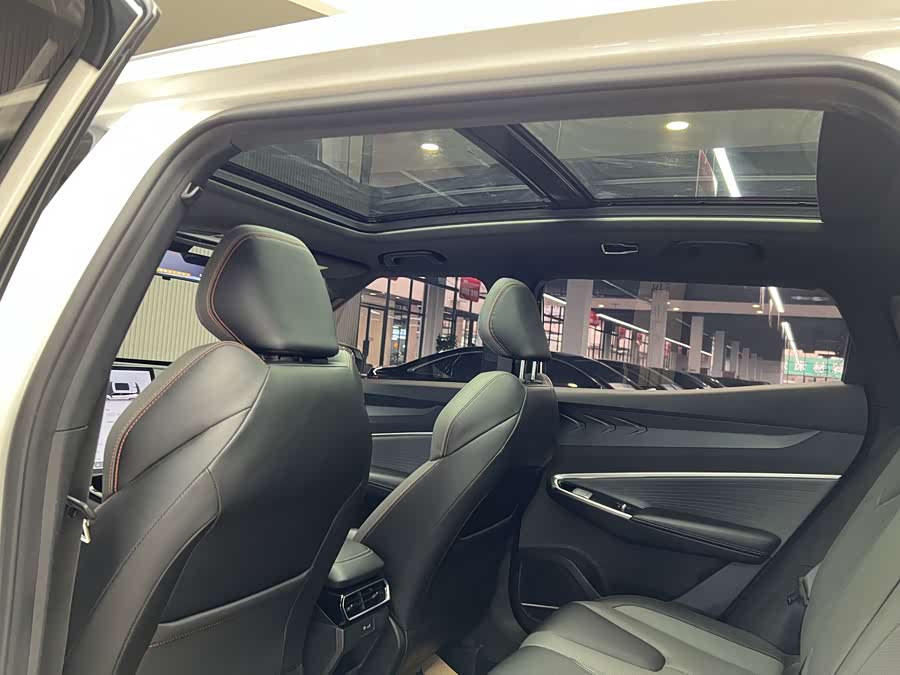 GEELY Monjaro MHEV 2023 car image #22