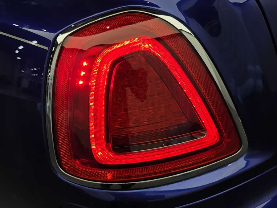 劳斯莱斯 古思特 2017 #22 劳斯莱斯 古思特 2017 汽车图片 #22