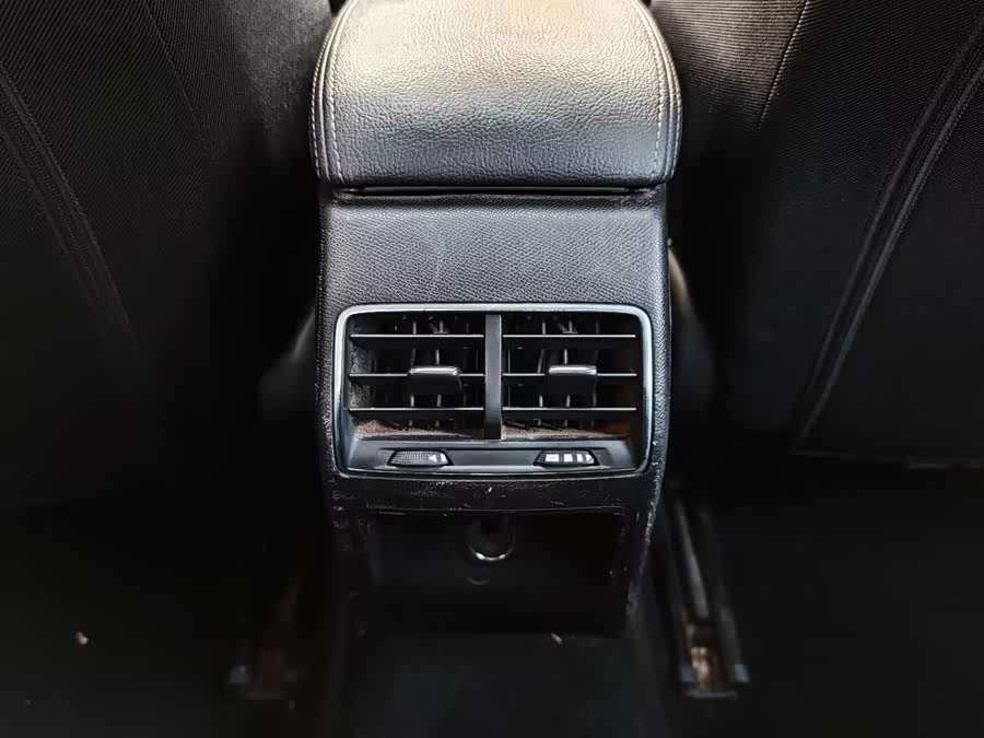 Peugeot 408 2018 #22 Peugeot 408 2018 car image #22