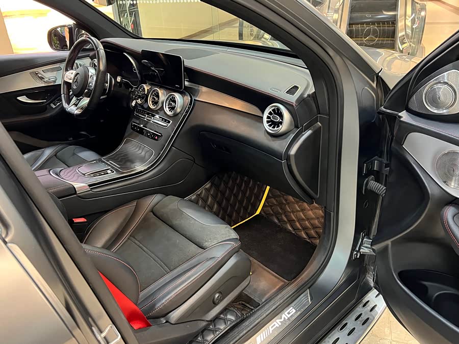 Mercedes-Benz GLC Coupe AMG 2021 صورة سيارة #22