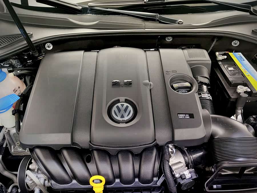 Volkswagen 2018 car image #22