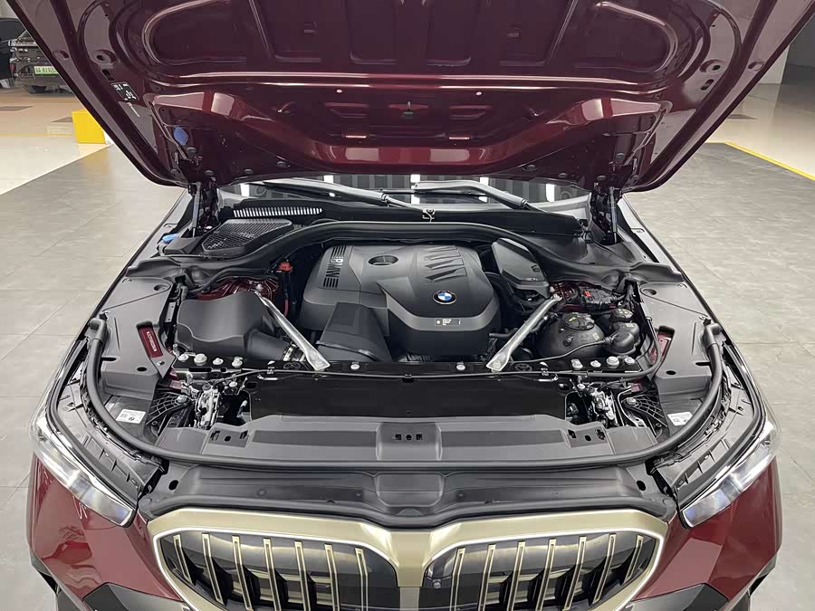 BMW 5 Series 2023 car image #22