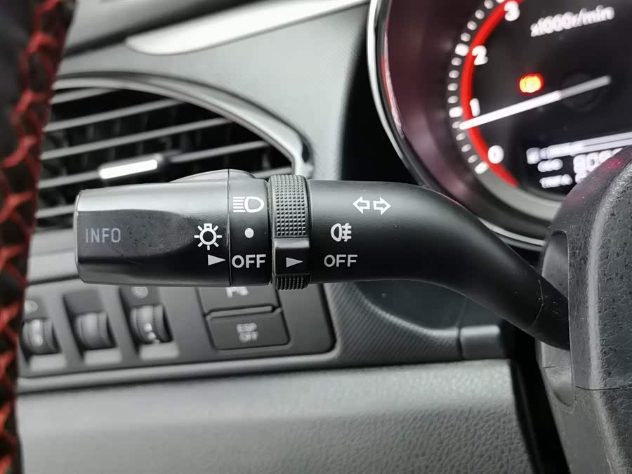 奔腾 奔腾B70 2015 汽车图片 #22