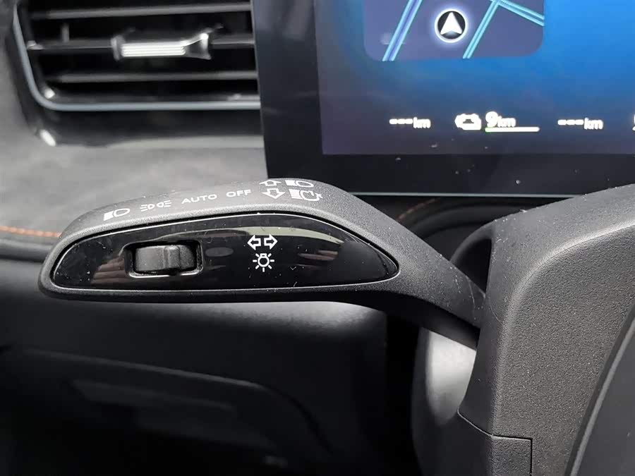 Roewe D5X DMH 2024 car image #22