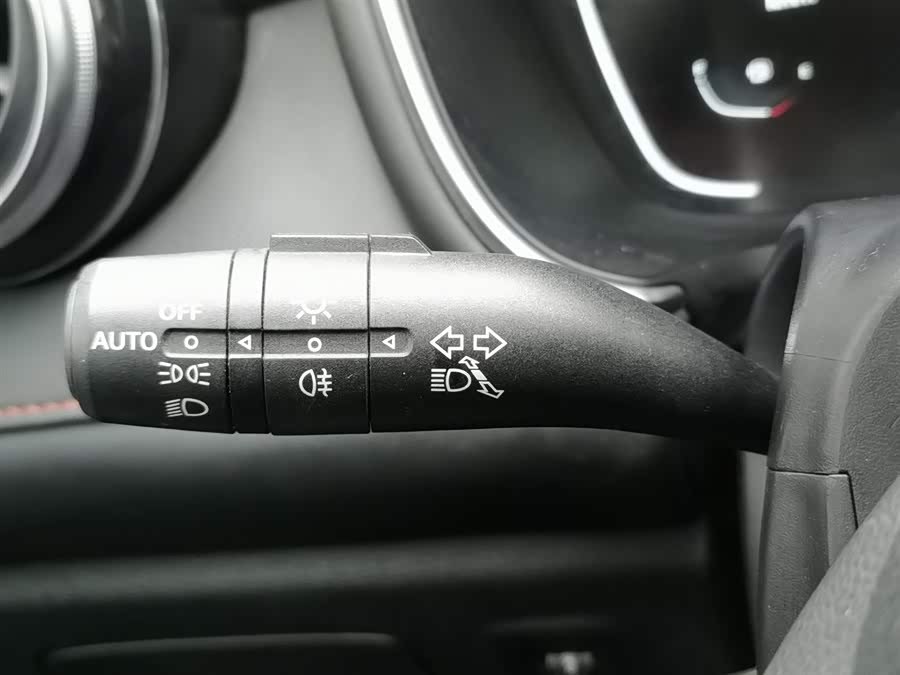 MG Pilot 2021 car image #22