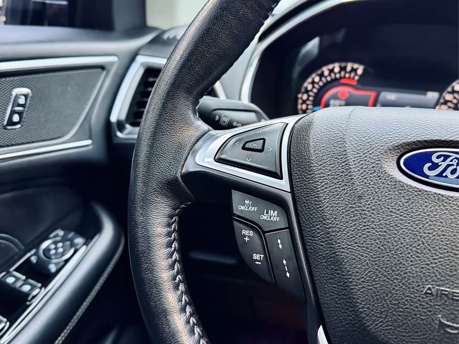 Ford Edge 2020 car image #22
