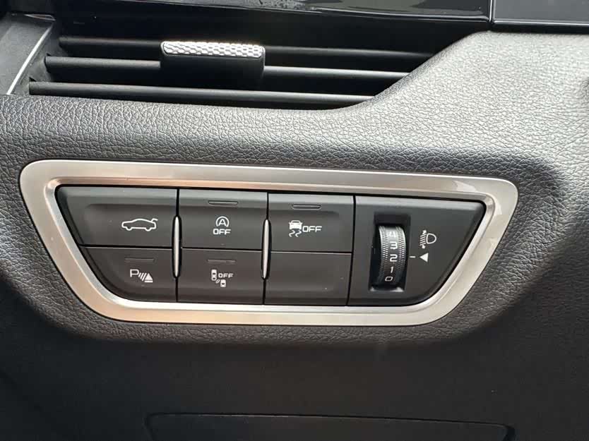 2022 #22 2022 car image #22