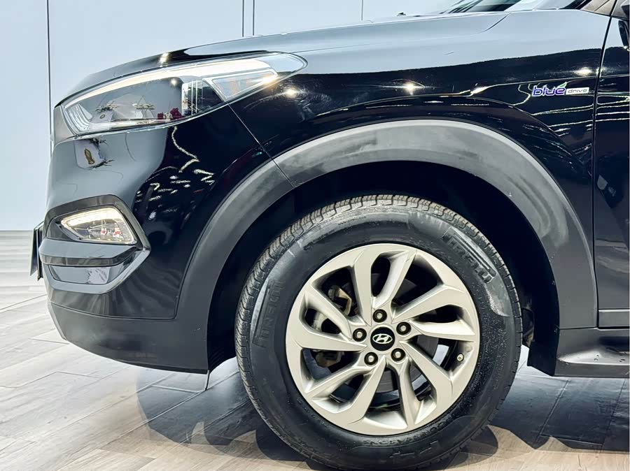 Hyundai Tucson 2016 car image #22