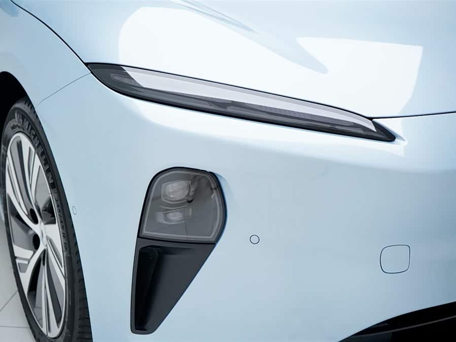 NIO ET5 2025 car image #22
