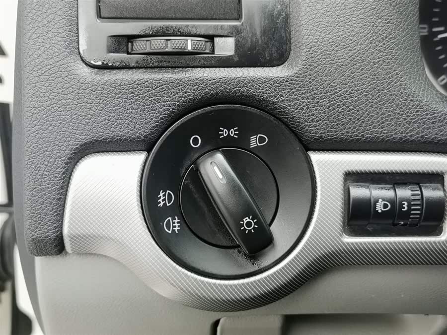 Skoda Octavia 2013 car image #22