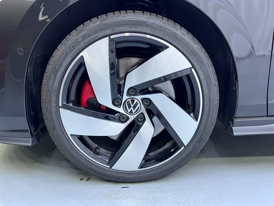 Volkswagen GolfGTI 2025 car image #22