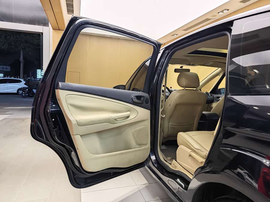 Ford S-MAX 2012 #22 Ford S-MAX 2012 car image #22