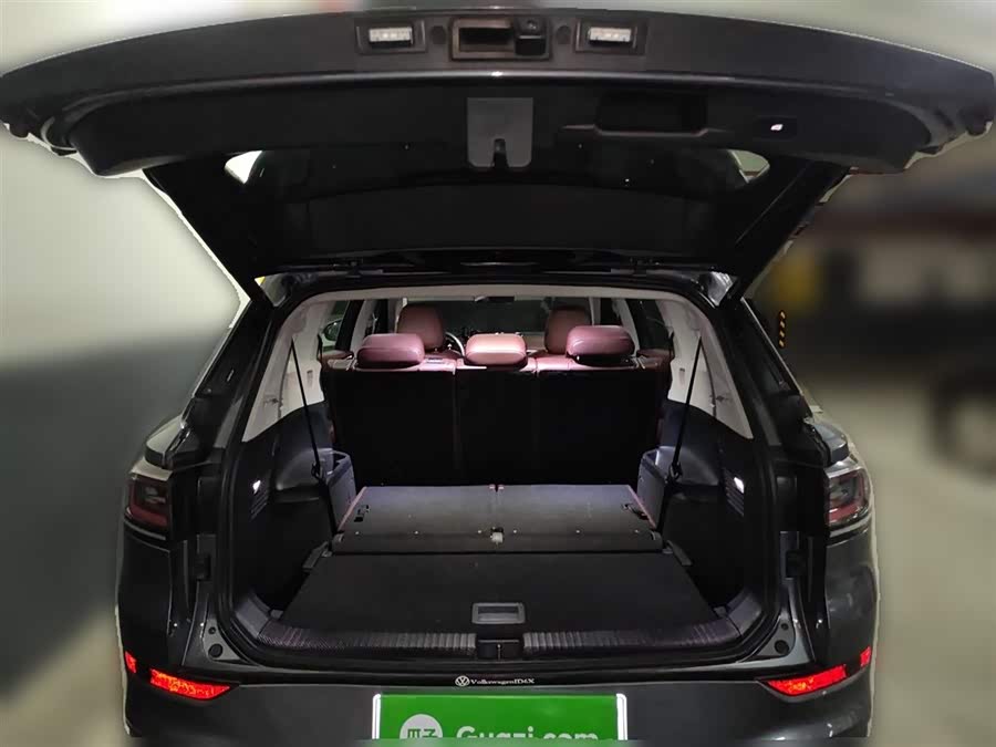 Volkswagen ID.6 X 2021 car image #22