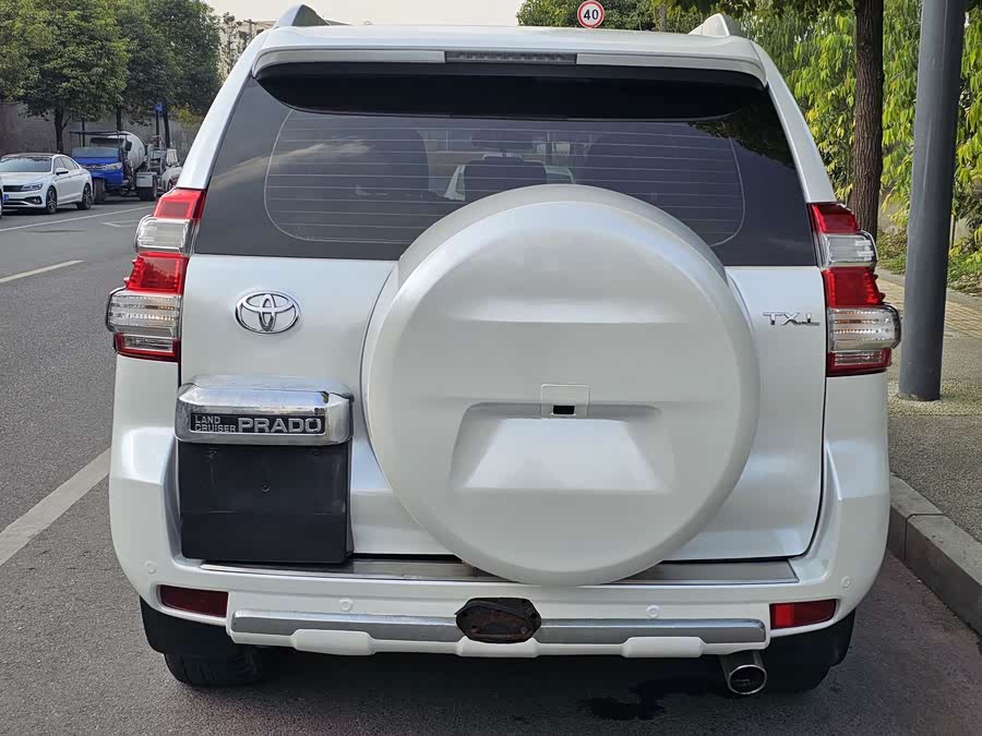 Toyota 2015 #22 Toyota 2015 car image #22