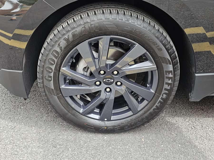 Chevrolet Equinox 2023 car image #22