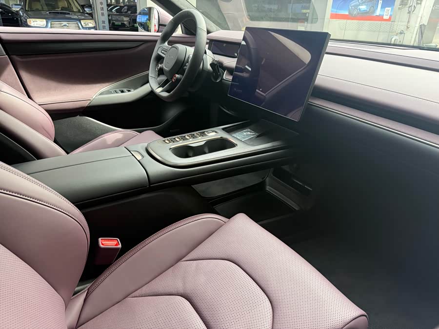 MI SU7 2024 car image #22