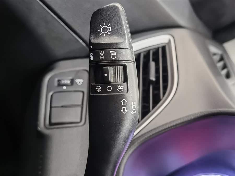 Hyundai Verna 2017 car image #22