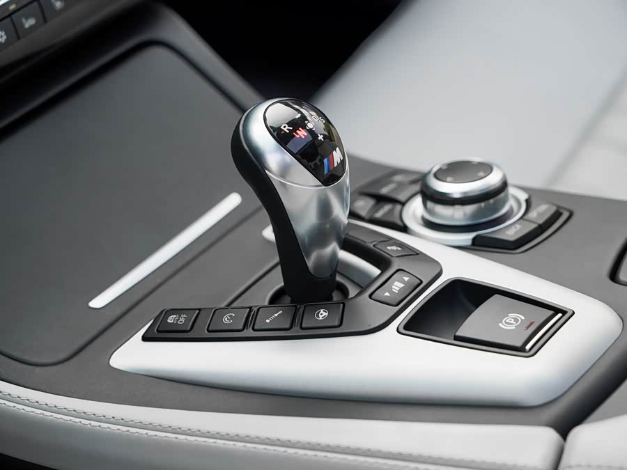 BMW M5 2012 #22 BMW M5 2012 car image #22