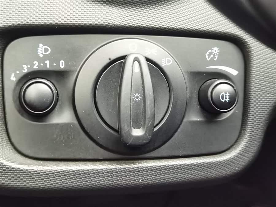 Ford Fiesta 2014 صورة سيارة #22