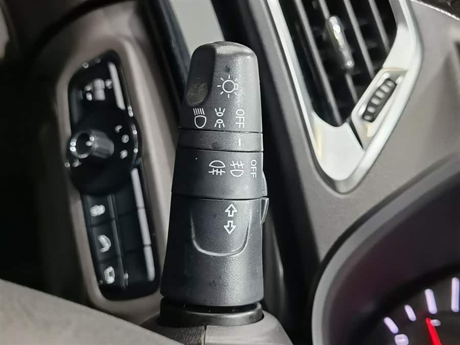 GAC Trumpchi GS4 2017 #22 GAC Trumpchi GS4 2017 car image #22