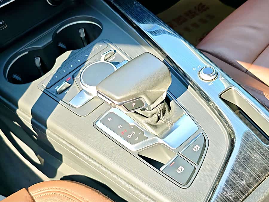 奥迪 奥迪A4L 2018 汽车图片 #22