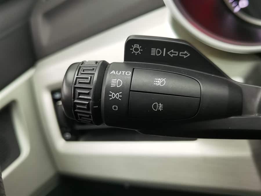 GEELY Boyue 2020 car image #22