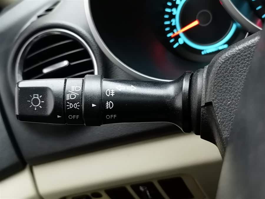 Changan Eado 2015 imagem de carro #22