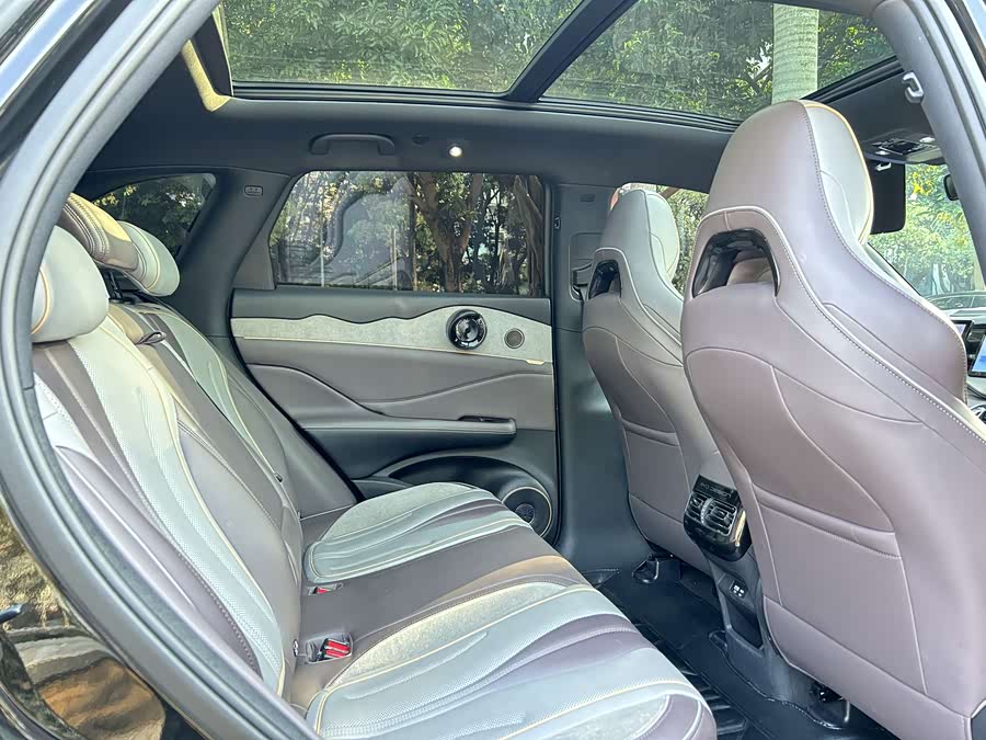 BYD Frigate 07 2023 #22 BYD Frigate 07 2023 car image #22