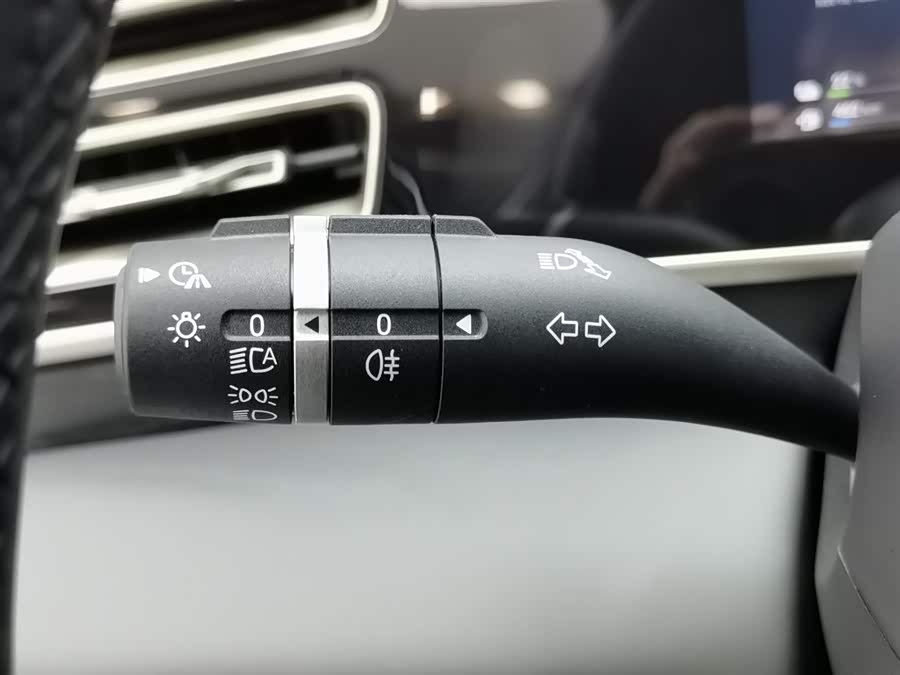 BYD Qin L 2025 #22 BYD Qin L 2025 car image #22