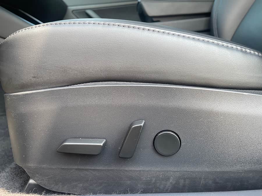Tesla Model 3 2020 image de voiture #22