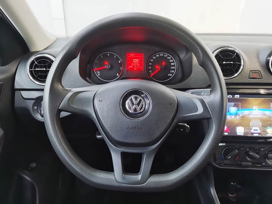 Volkswagen Jetta 2019 image de voiture #22