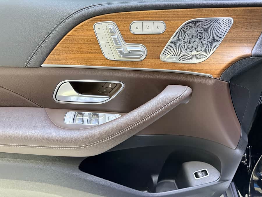 Mercedes-Benz GLS Class 2021 #22 Mercedes-Benz GLS Class 2021 car image #22