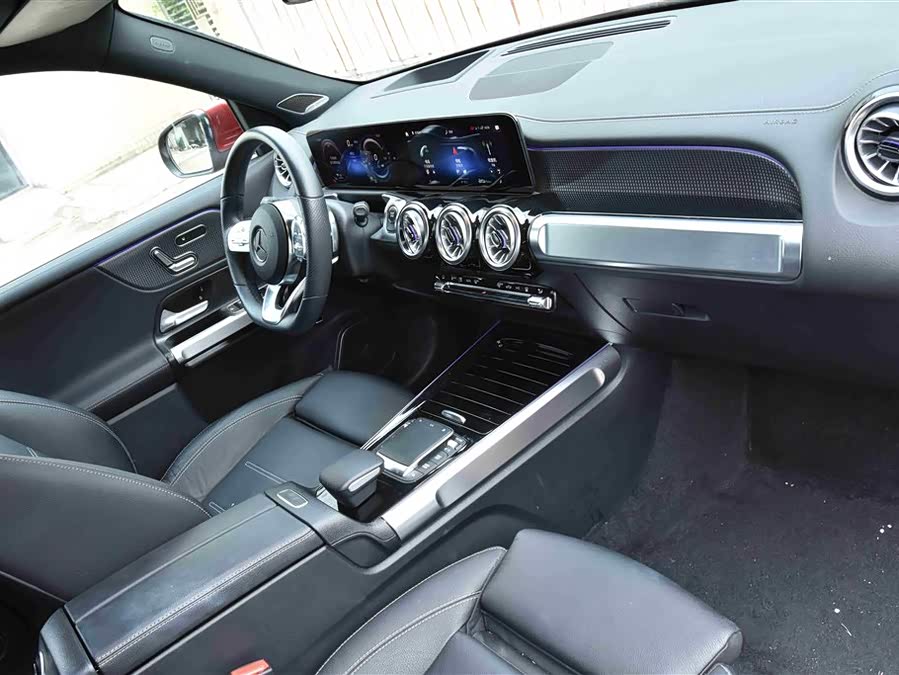 Mercedes-Benz EQB Class 2025 car image #22