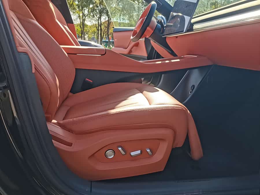 2025 image de voiture #22