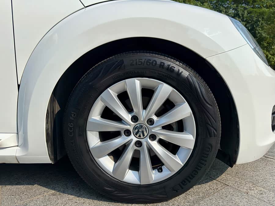 Volkswagen Beetle 2013 immagine di auto #22