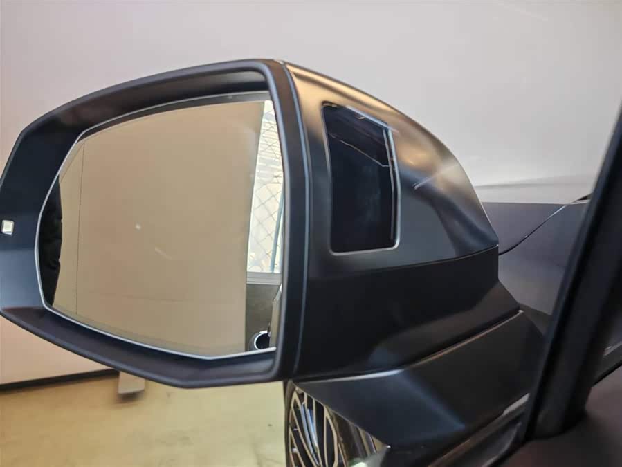 Audi SQ7 2024 #22 Audi SQ7 2024 car image #22