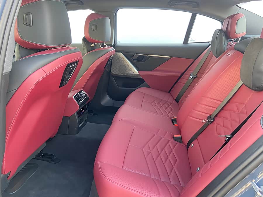 BMW i5 2025 immagine di auto #22