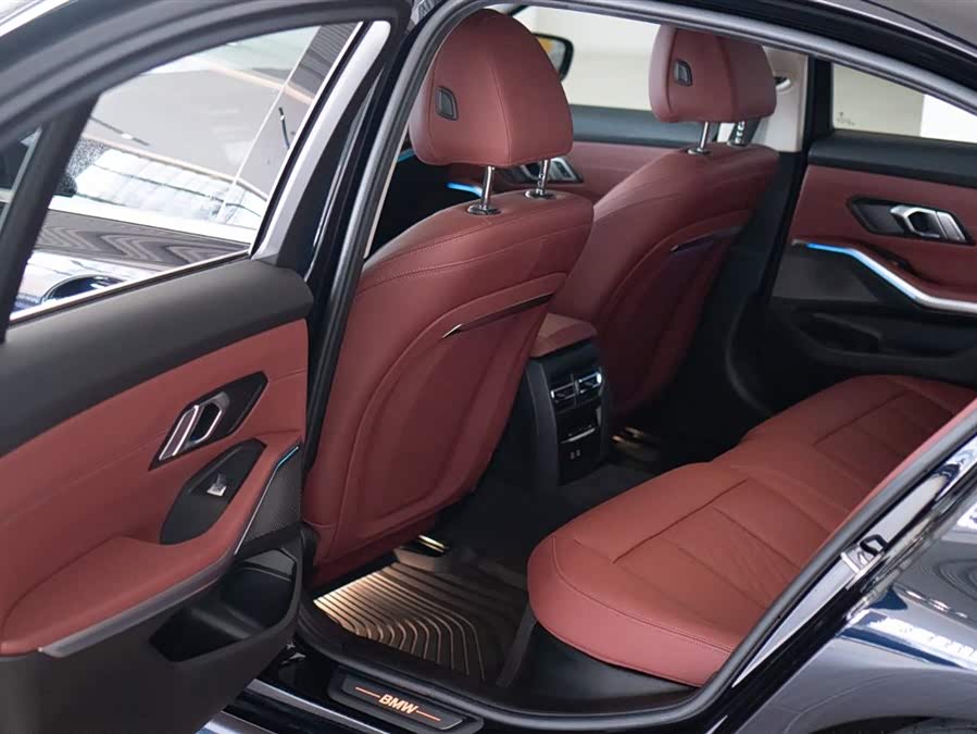 BMW i3 2024 car image #22