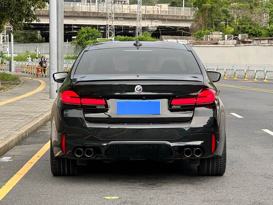 BMW M5 2023 #22 BMW M5 2023 صورة سيارة #22