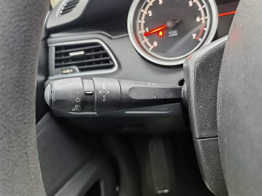 Peugeot 508 2014 car image #22