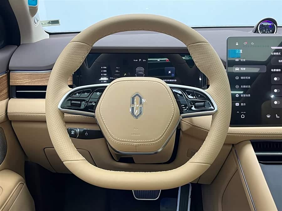 2025 car image #22