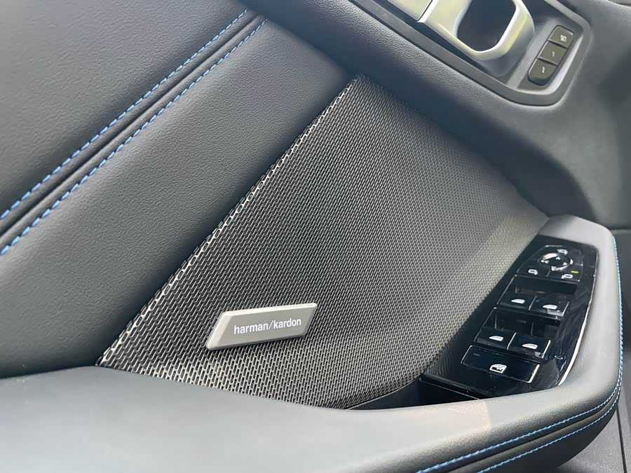 BMW M235L 2024 car image #22