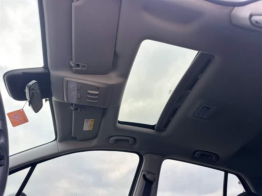 Chevrolet Tracker 2017 #22 Chevrolet Tracker 2017 car image #22