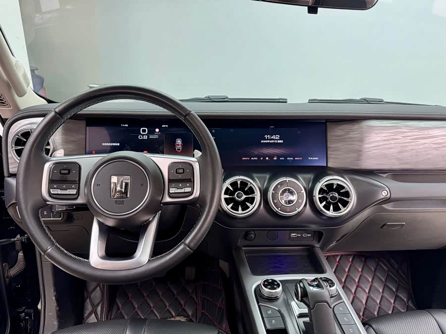 Tank 300 2022 car image #22